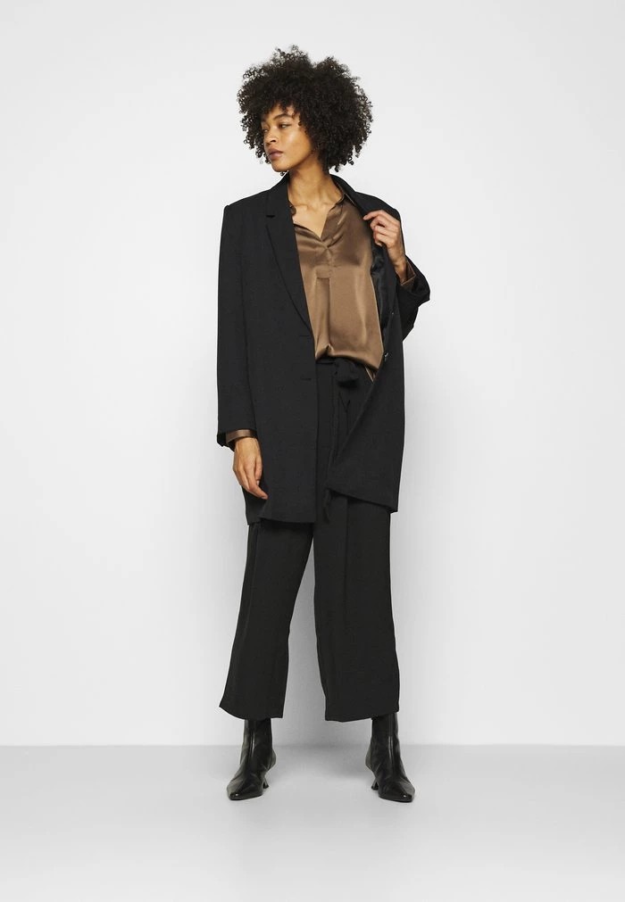 Pantalons ANNA FIELD Anna Field Wide Cropped Leg Trousers With Belt Noir Femme | VGD-8800981